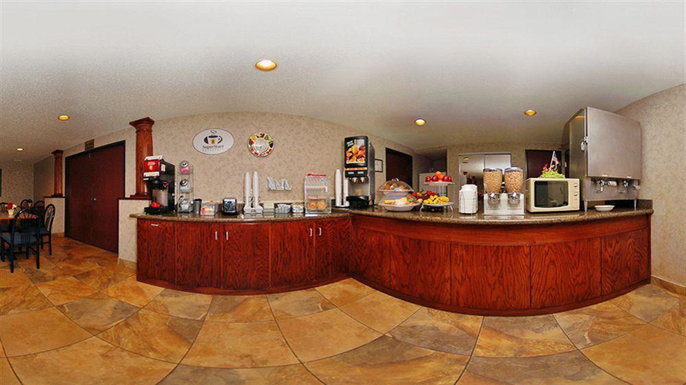 Super 8 By Wyndham Fort Worth North Exterior photo