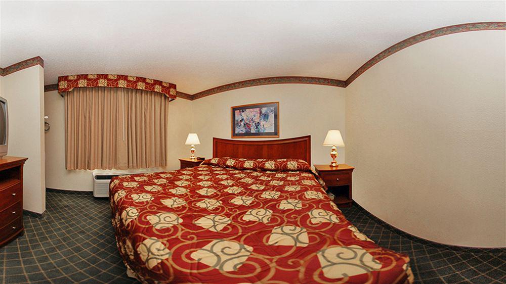 Super 8 By Wyndham Fort Worth North Exterior photo