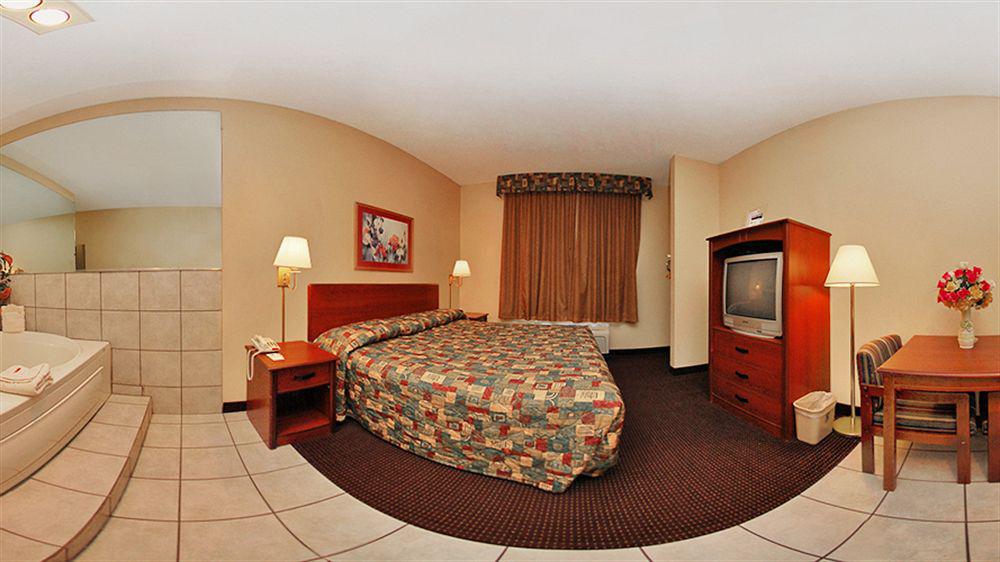 Super 8 By Wyndham Fort Worth North Exterior photo